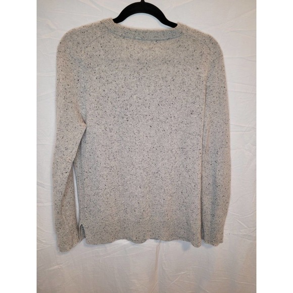 Ann Taylor 100% Cashmere Crew Neck Gray Sweater Size Medium - Picture 4 of 5